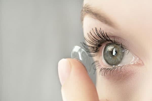 Adaptación de lentes de contacto